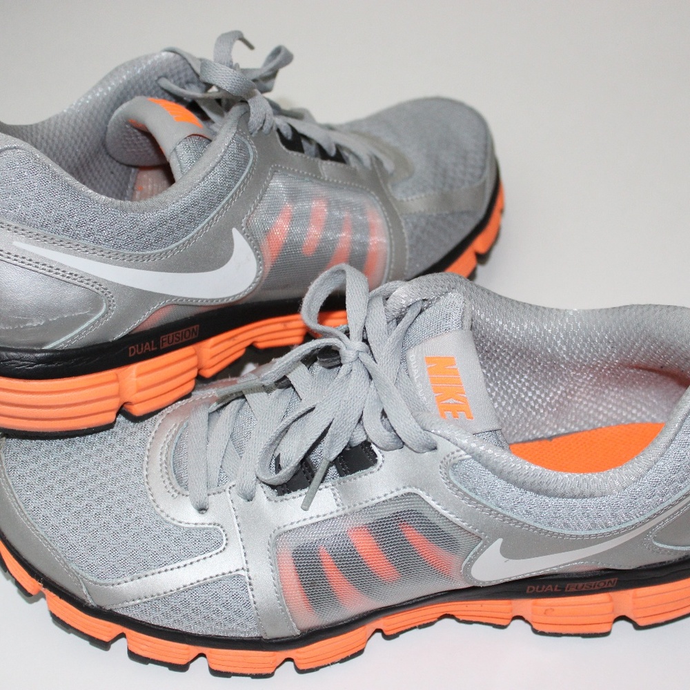 Men's Nike Dual Fusion ST2